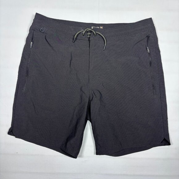 Roark Men's hybrid layover Board Shorts size 33 - Picture 1 of 4